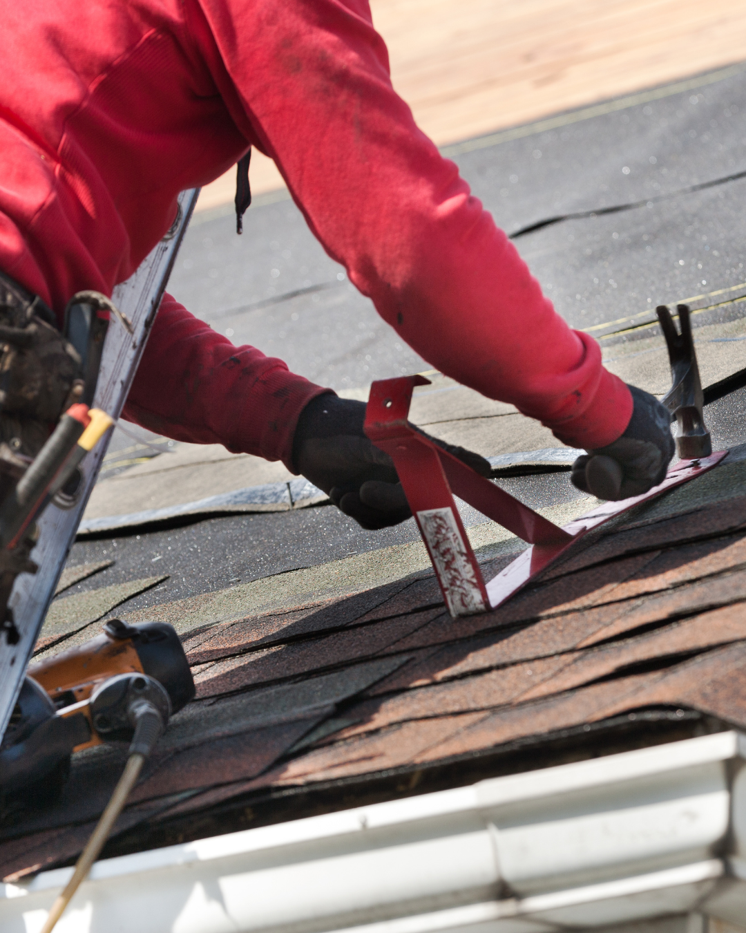 Roof repair service in Jacksonville Florida